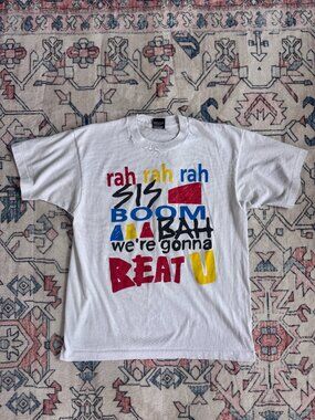 Vintage "We're Gonna Beat U" Chant T-Shirt - size Large Single Stitch